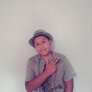 Meet your Posher, Andres